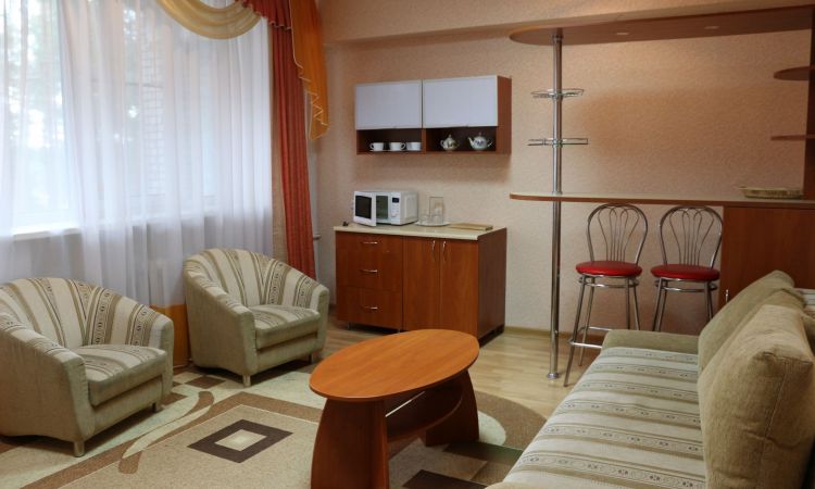 Single two-room suite with improved King Size (2 housing)